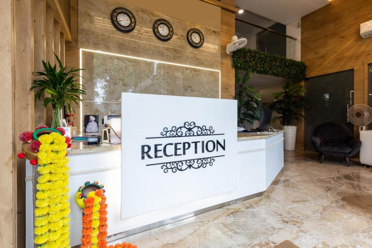 โอโย 47403 โฮเต็ล มณชิต Hotel โบปาล ภายนอก รูปภาพ