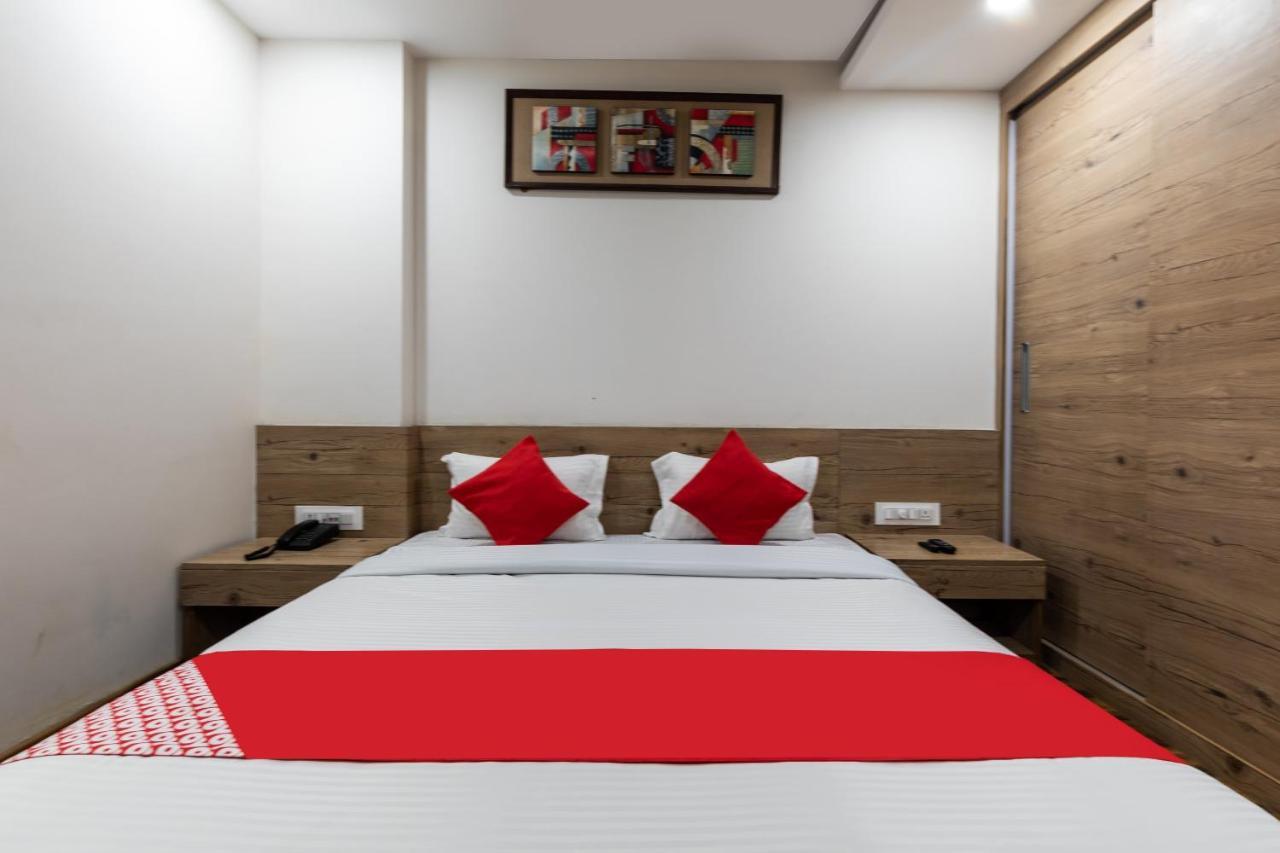 โอโย 47403 โฮเต็ล มณชิต Hotel โบปาล ภายนอก รูปภาพ